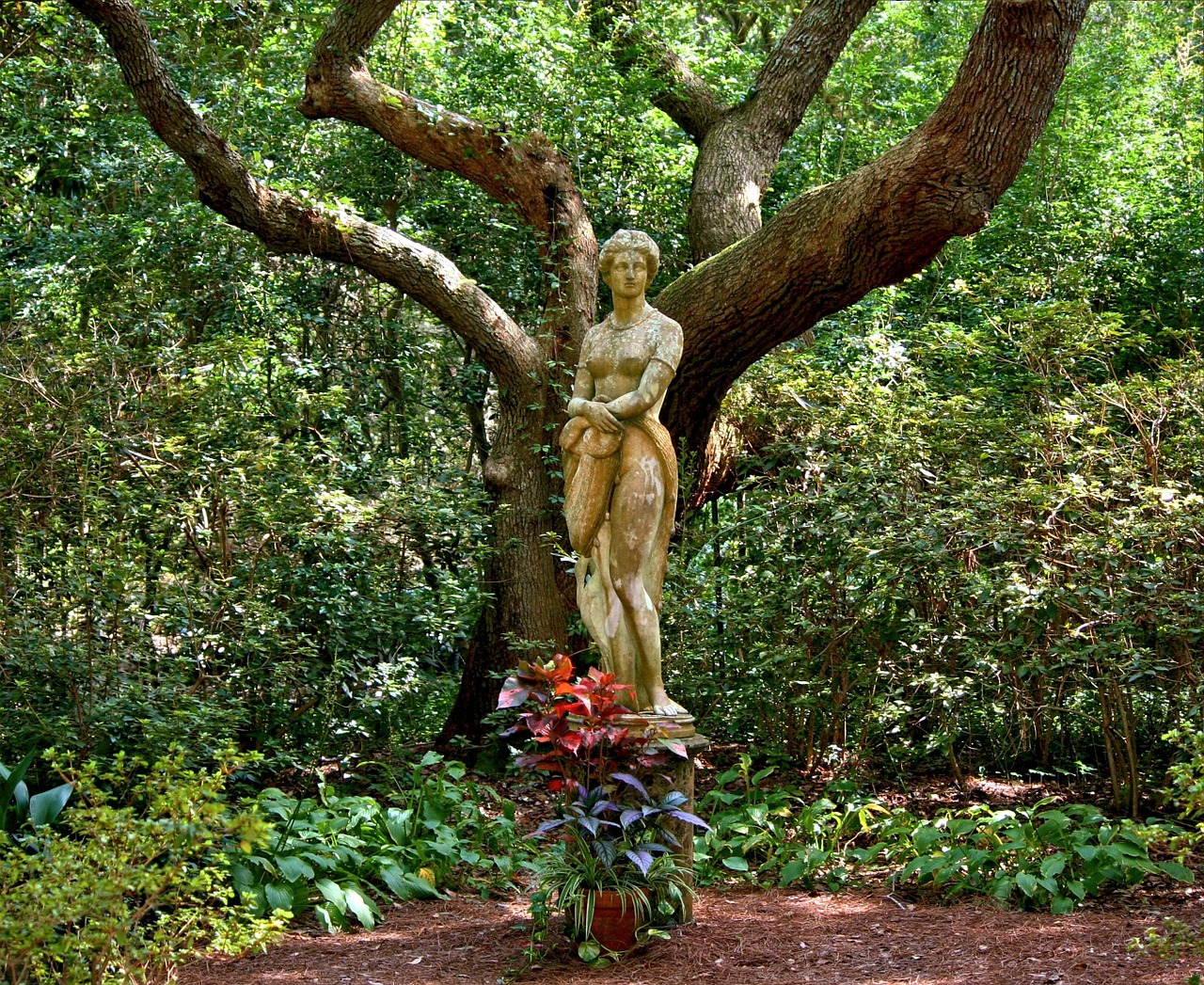 garden sculpture statue woman free photo