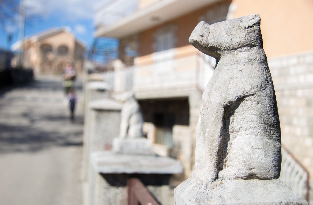 gargoyle sculpture monument free photo