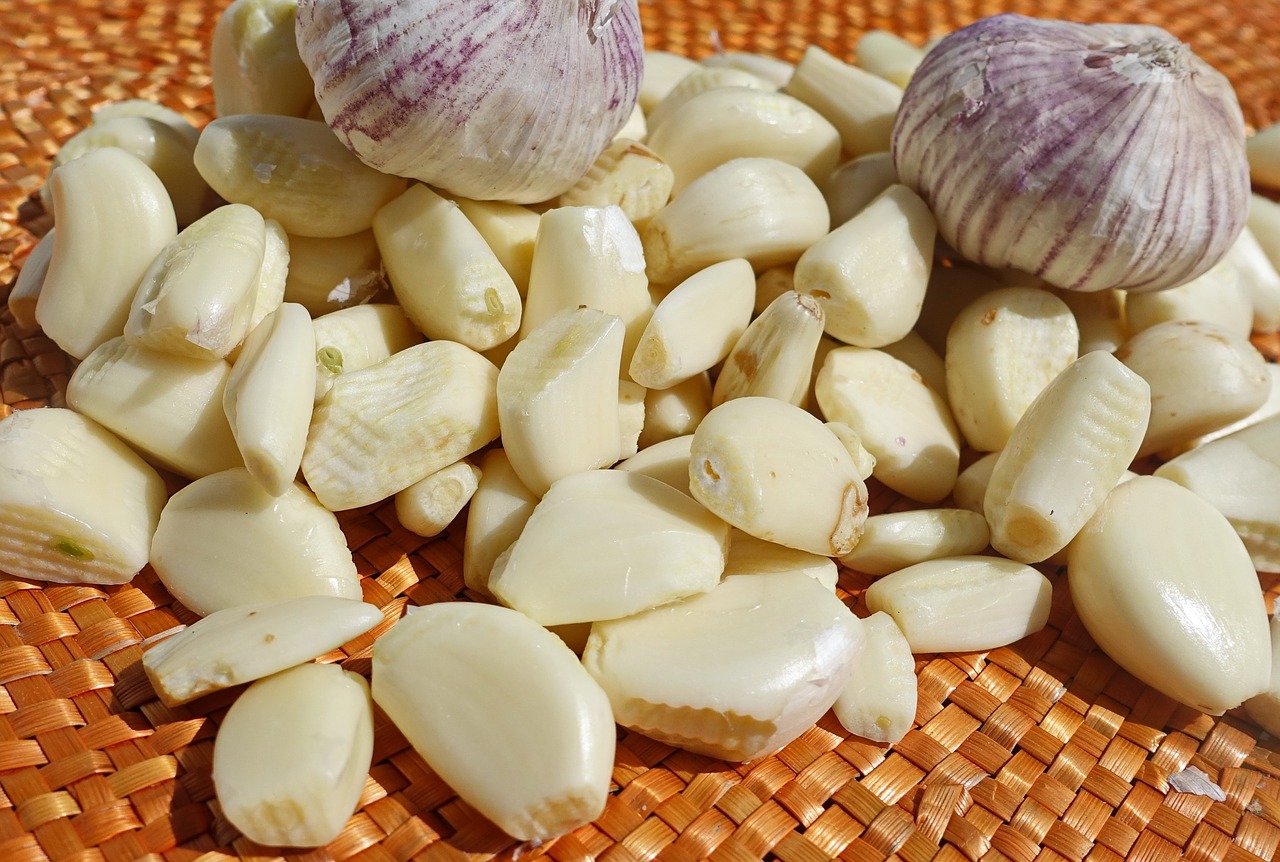 garlic vegetable food free photo