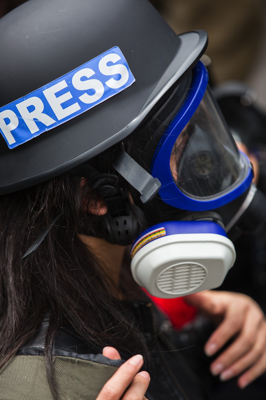 gas mask press journalist free photo