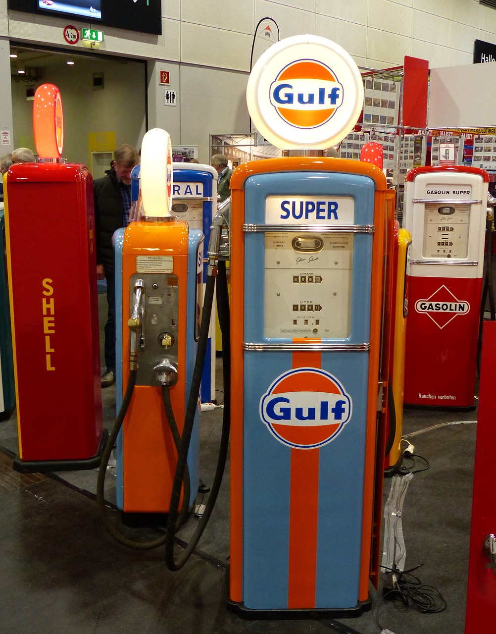 gas pump petrol stations oldtimer free photo