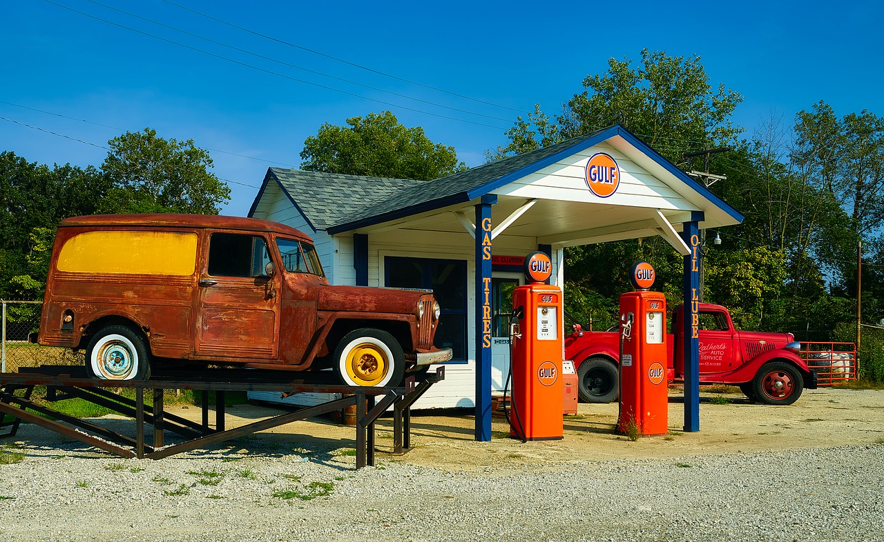 gas station vintage antique free photo