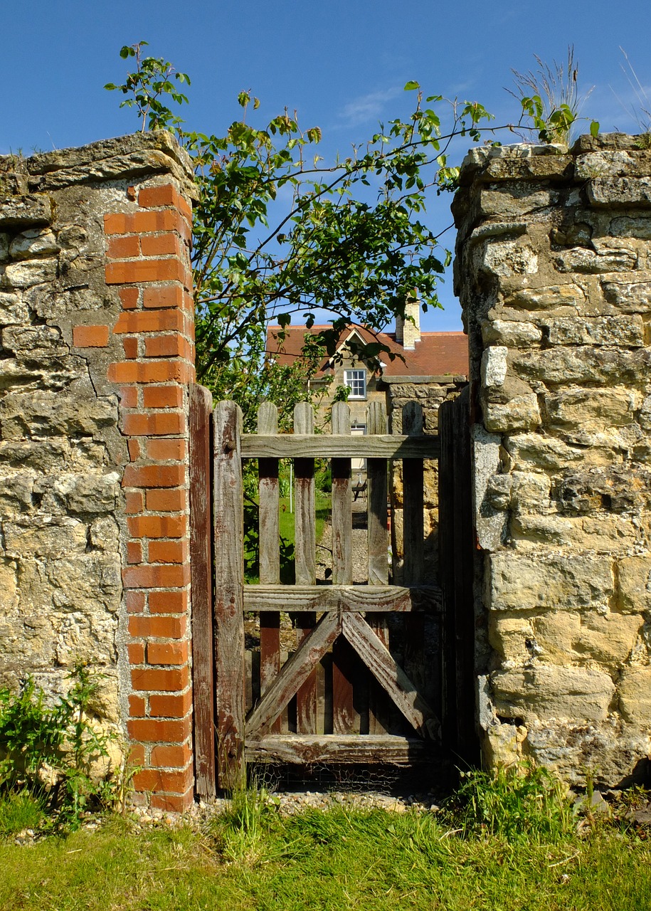 gate entrance ryedale free photo