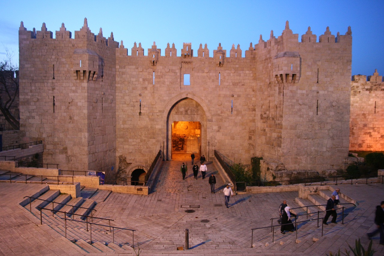 gate of damascus jerusalem gate free photo