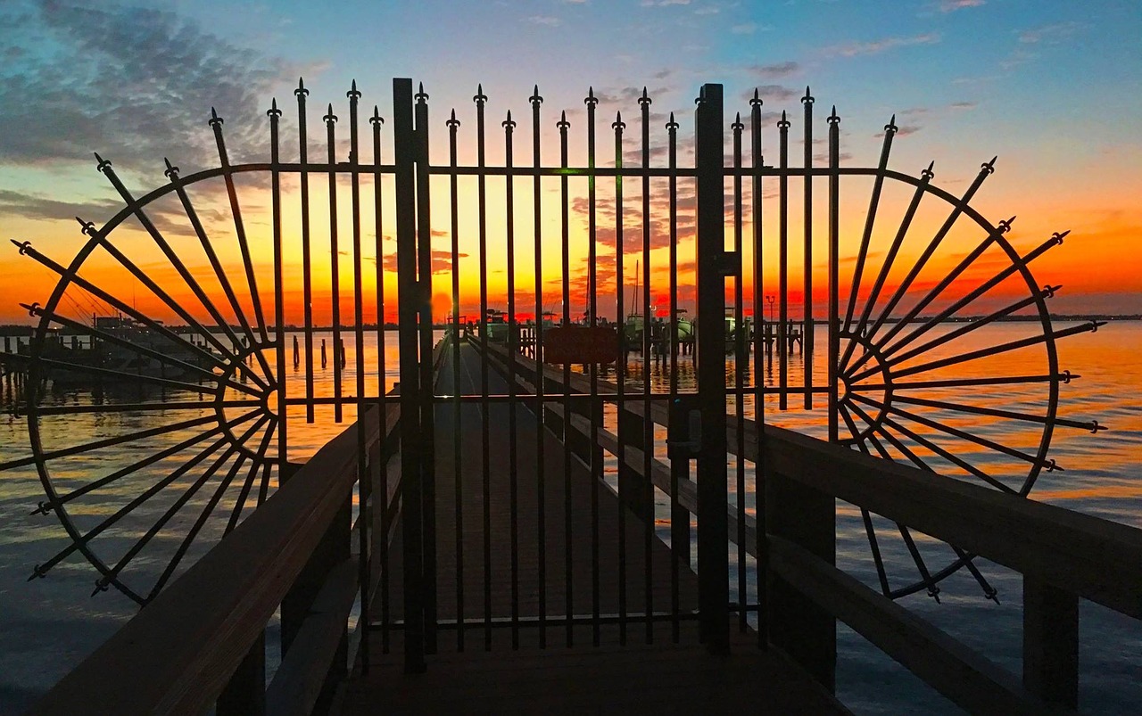 gateway sunrise sky free photo