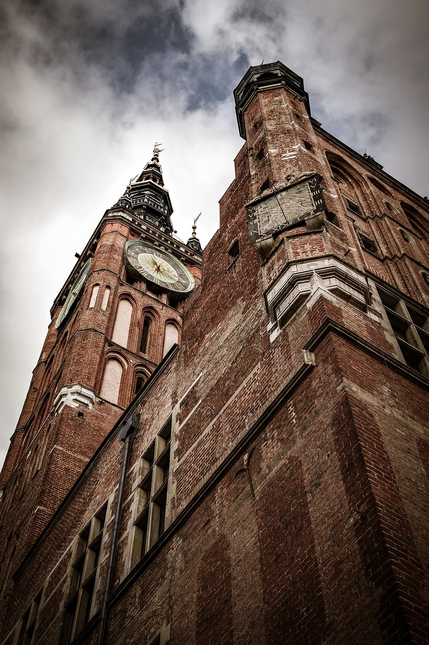 gdańsk  clock  the town hall free photo