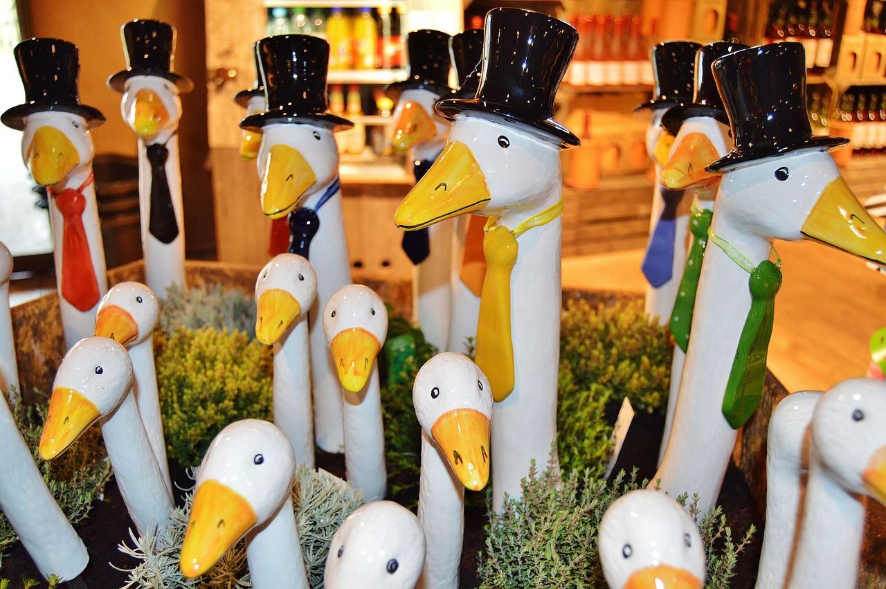 geese porcelain funny free photo