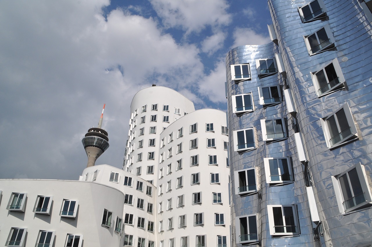 gehry buildings düsseldorf media harbour free photo