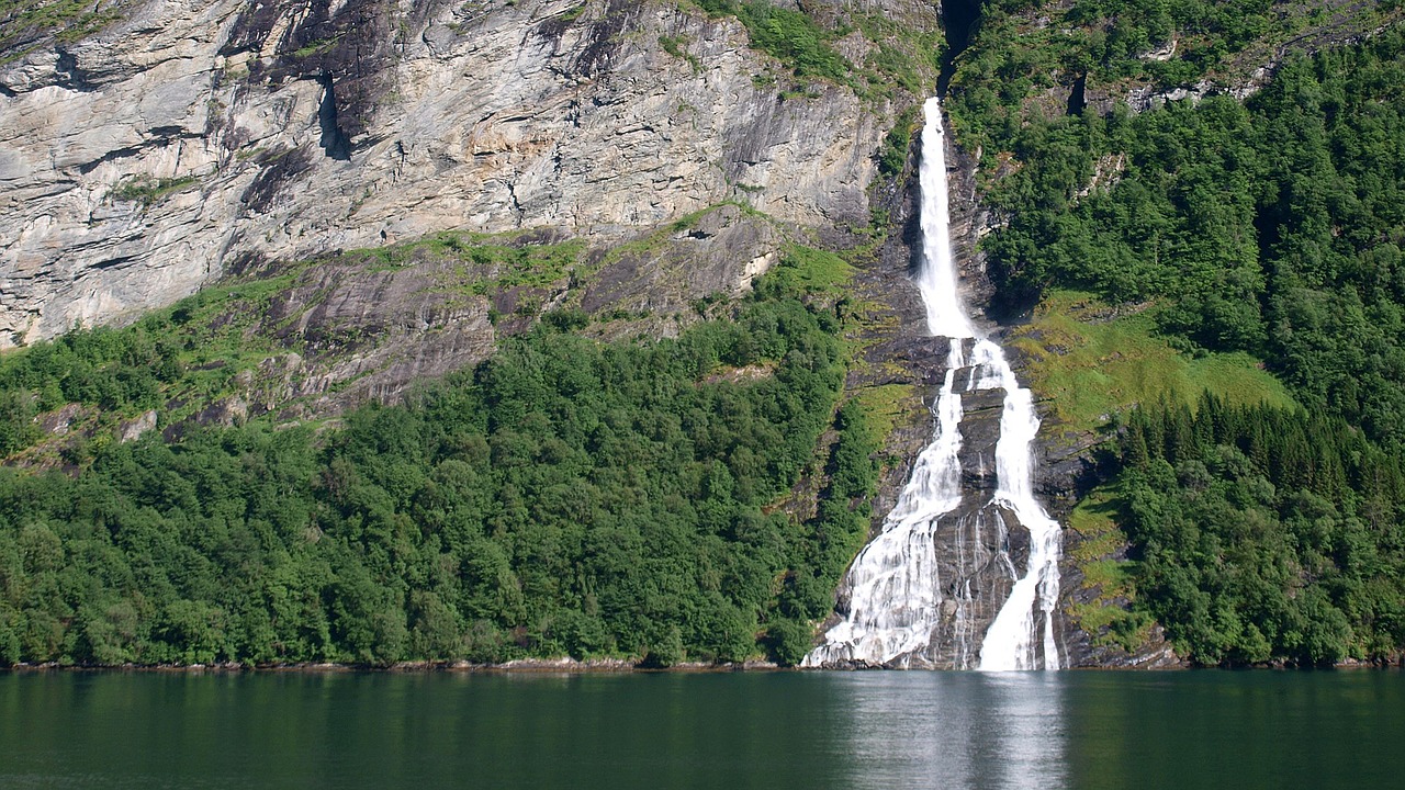 geiranger norway geirangerfjord free photo