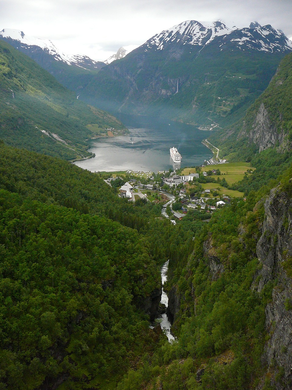 geirangerfjord landscape geiranger free photo