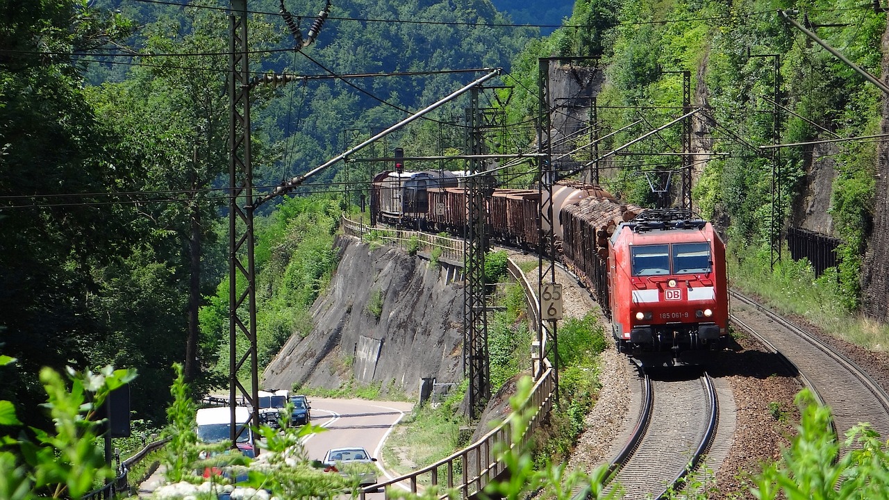 geislingen-climb freight train fils valley railway free photo