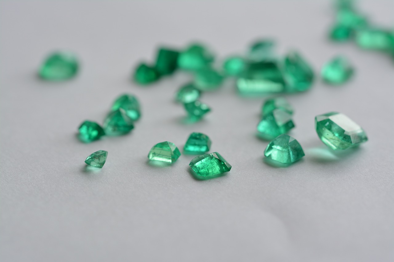 gem  emerald  stones free photo