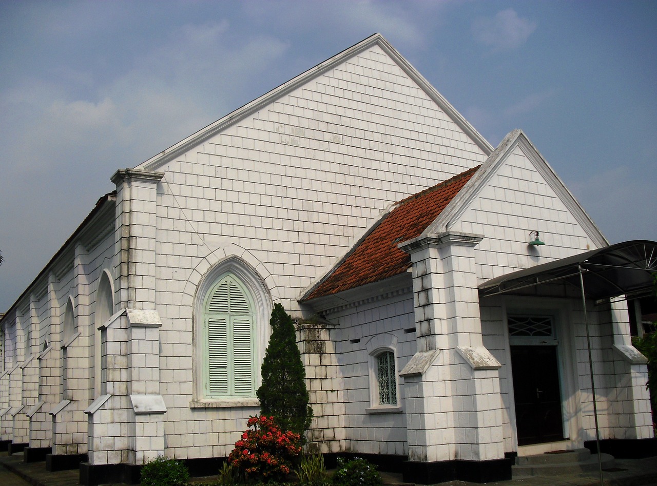 gereja jombang jawa timur free photo
