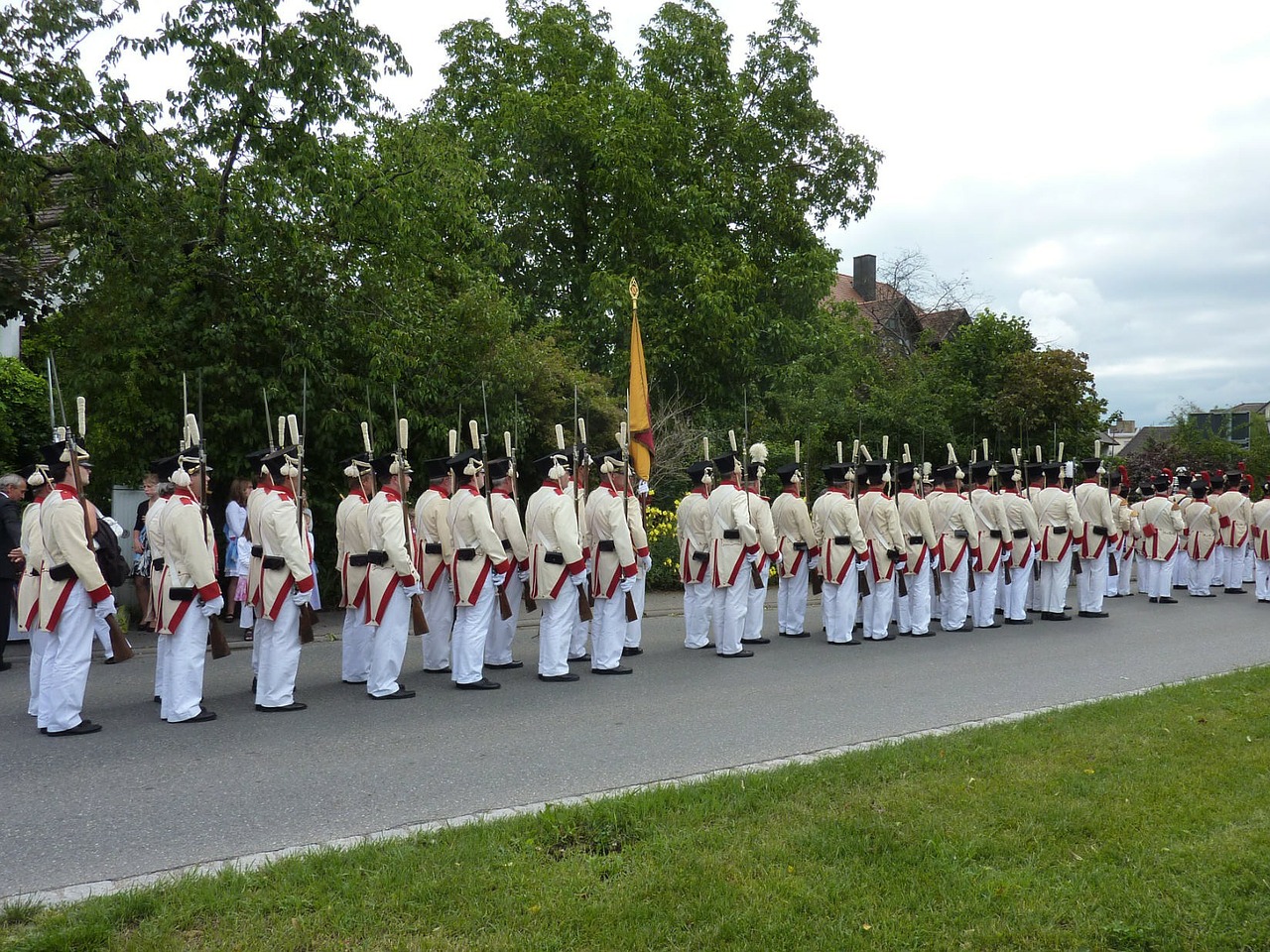 germany soldiers procession free photo