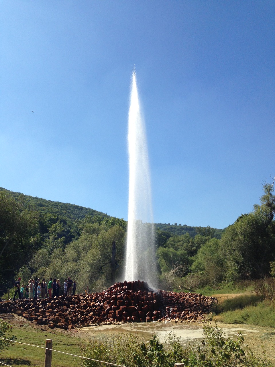 geyser andernach water free photo