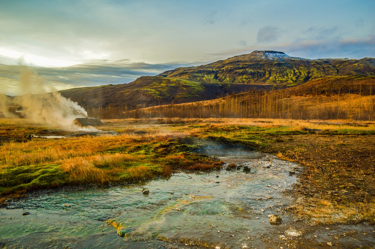 geysir  golden circle  iceland free photo