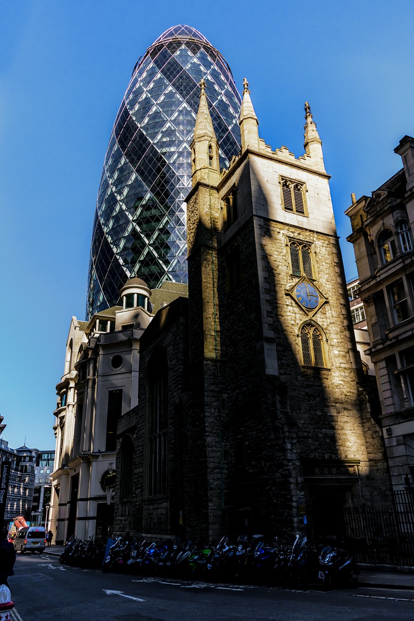 gherkin london tower free photo