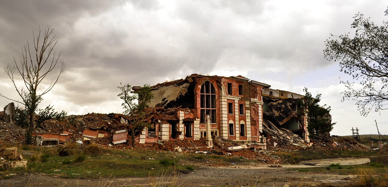 ghost town abandoned destroyed free photo