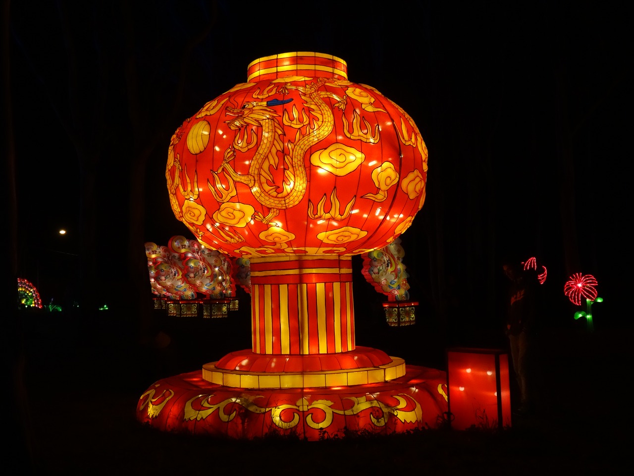 giant chinese lantern festival of lights dandenong free photo