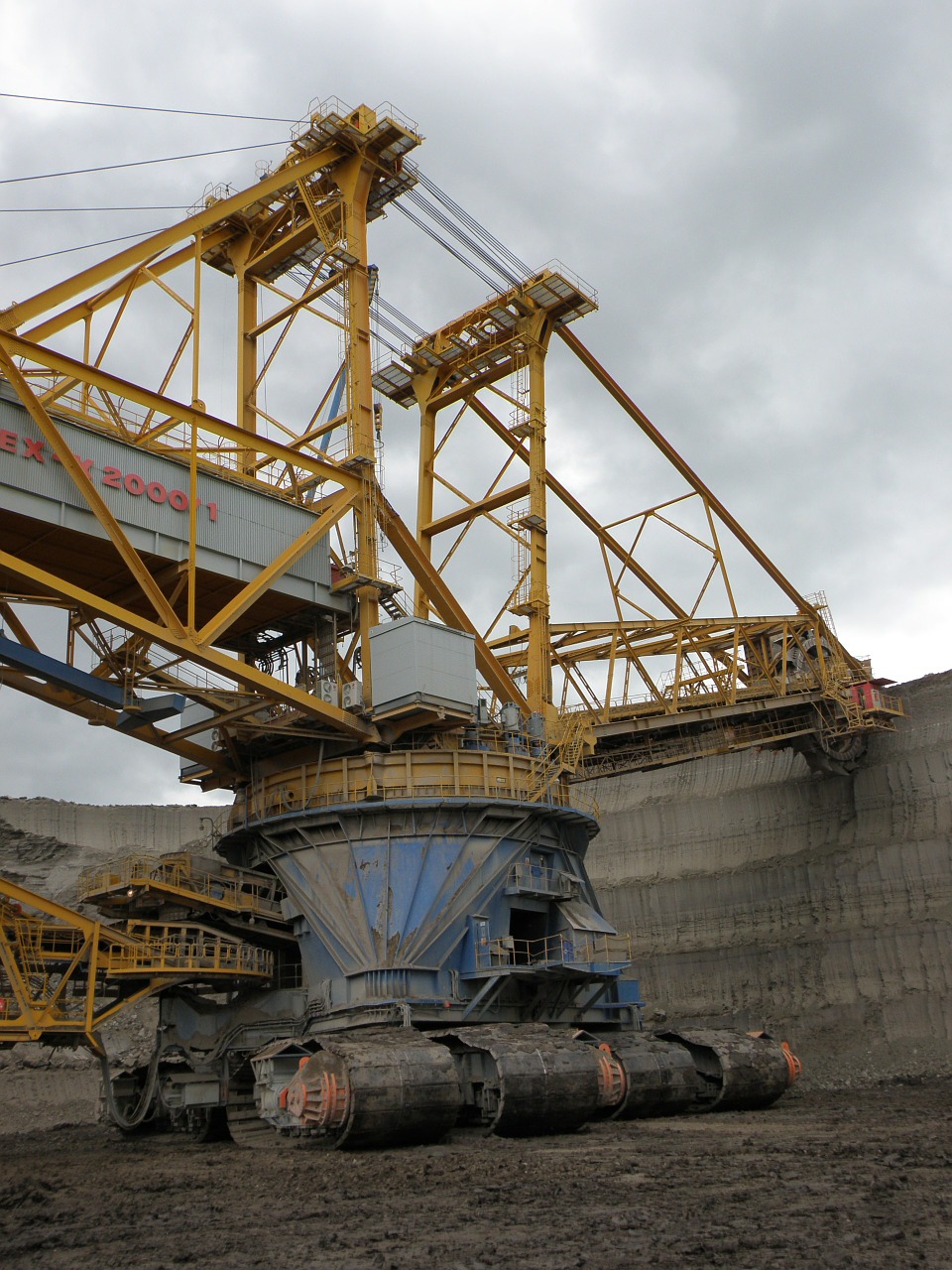 giant machine excavator coal free photo