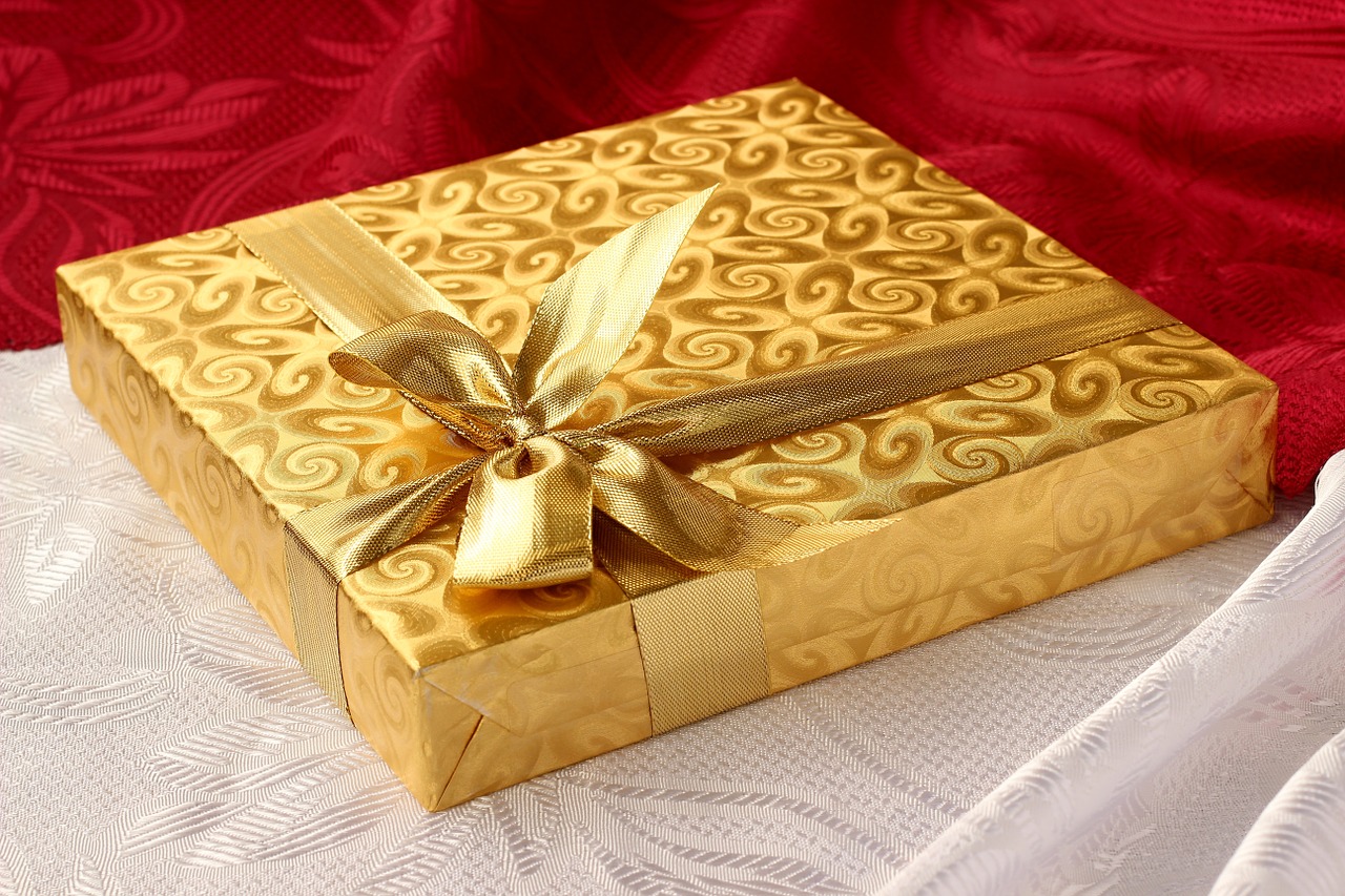 gift box present free photo