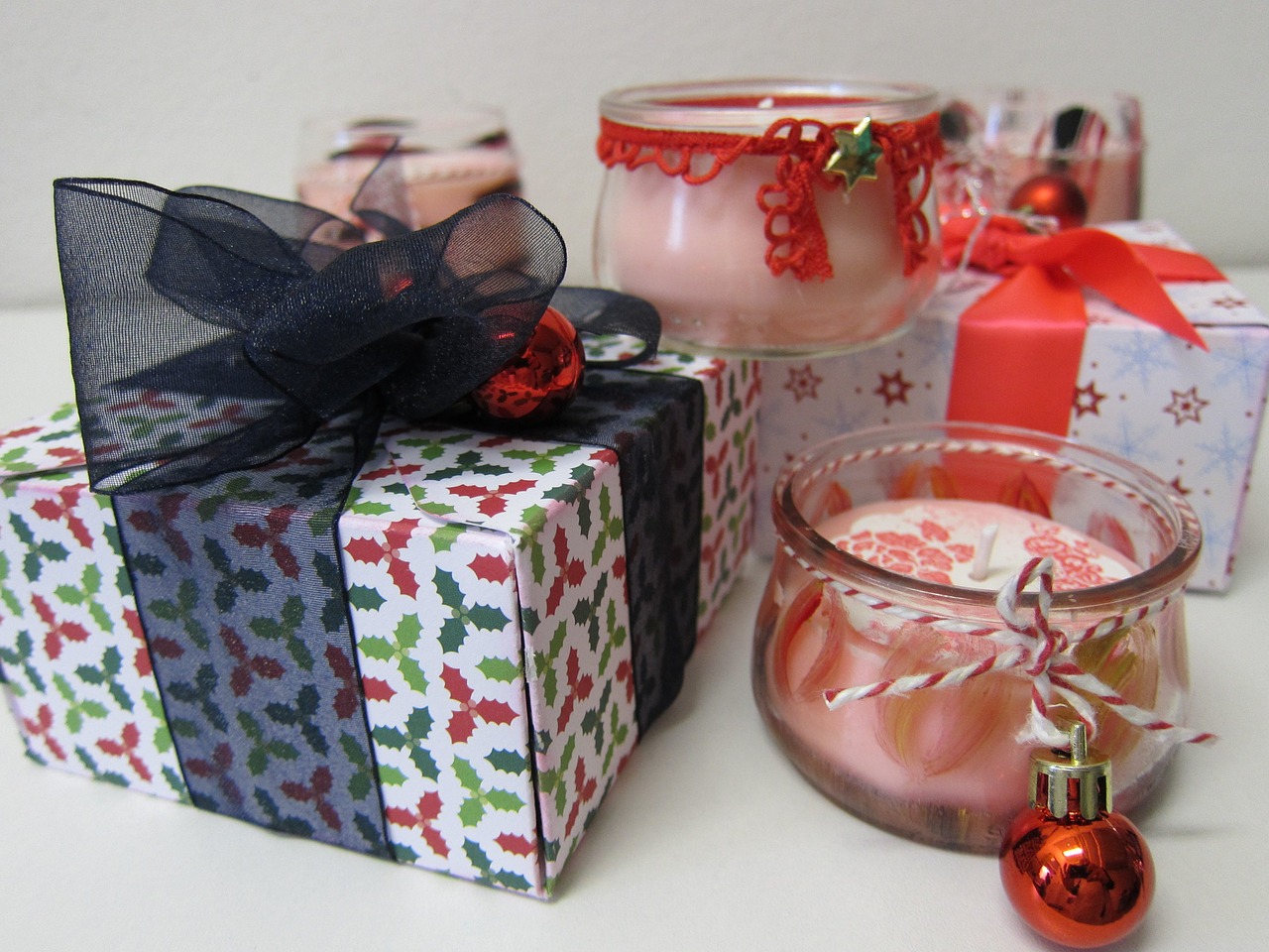 gift box gift wrapping candles free photo