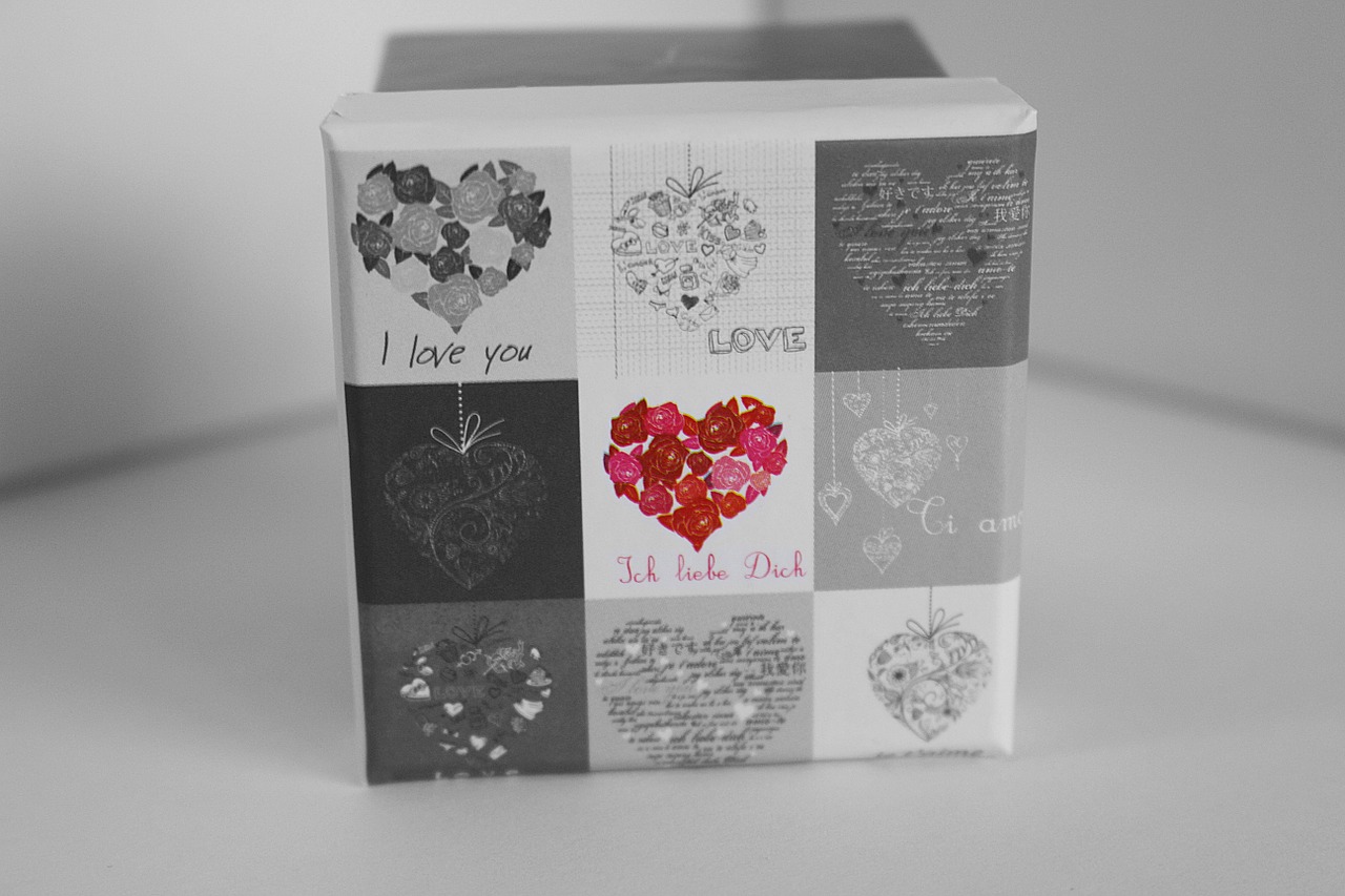 gift box gift valentine's day free photo