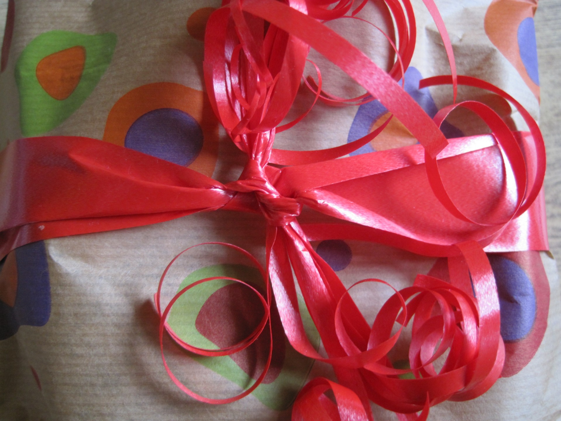 packet gift ribbon free photo