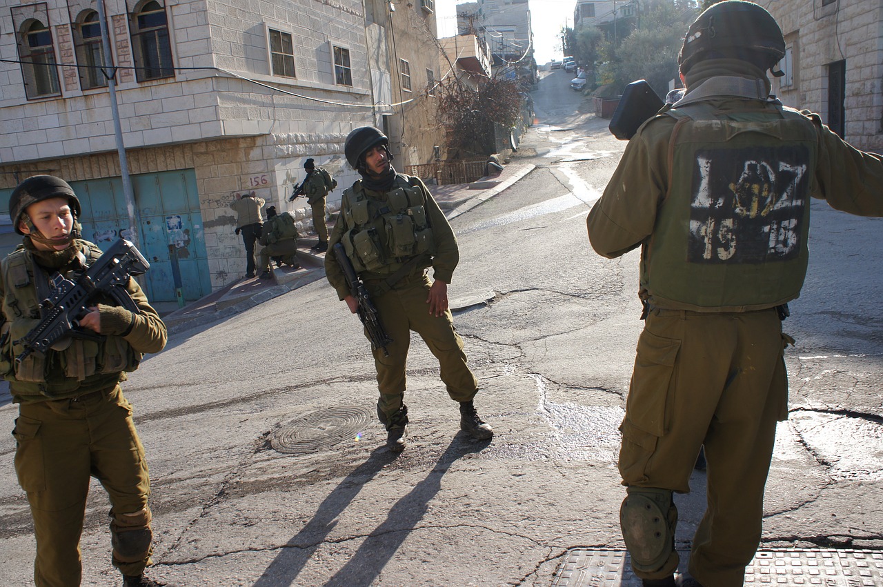 gilbert checkpoint soldiers hebron free photo