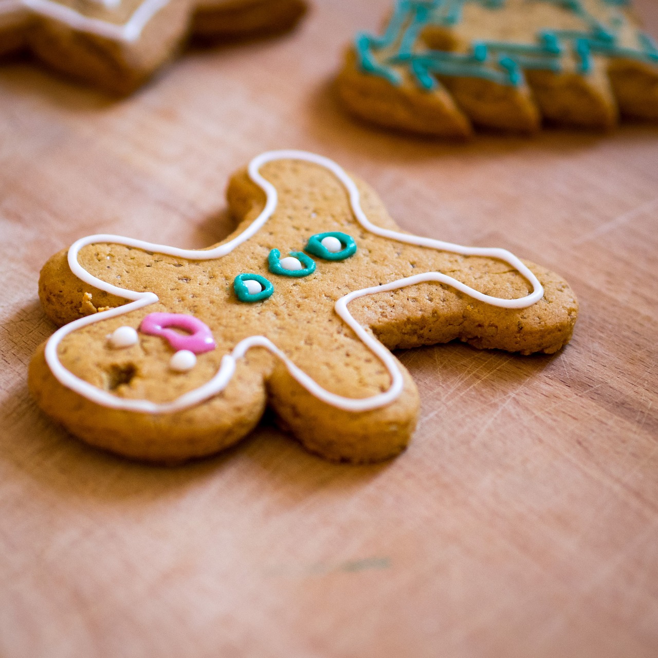 gingerbread man food free photo