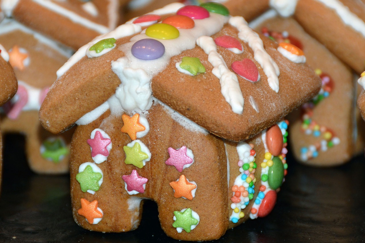 gingerbread house gingerbread christmas time free photo
