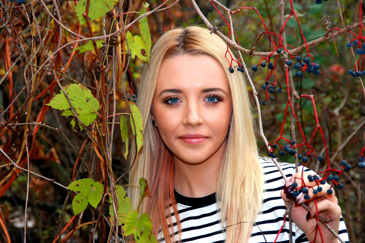 girl portrait blue eyes free photo