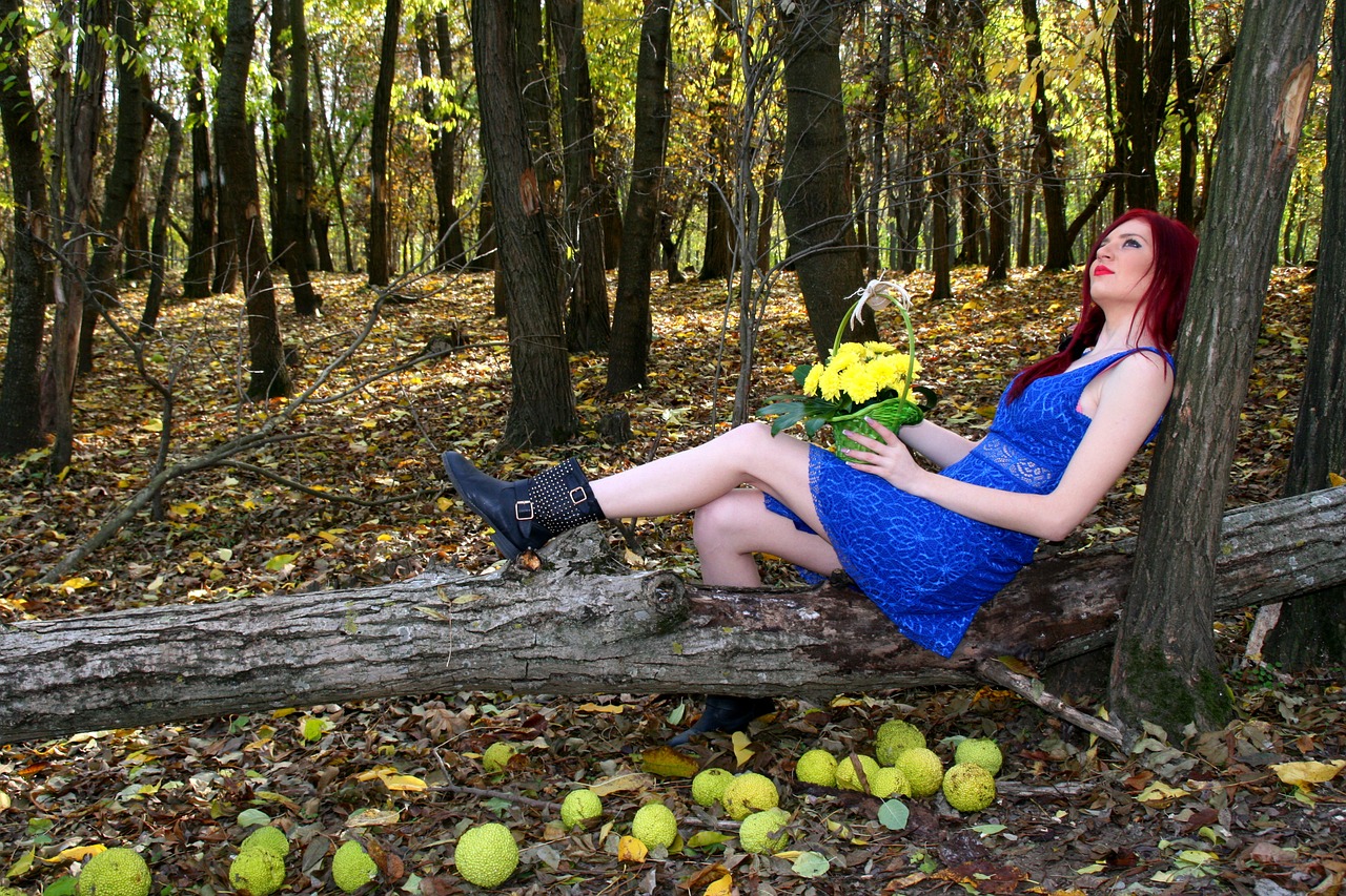 girl autumn forest free photo