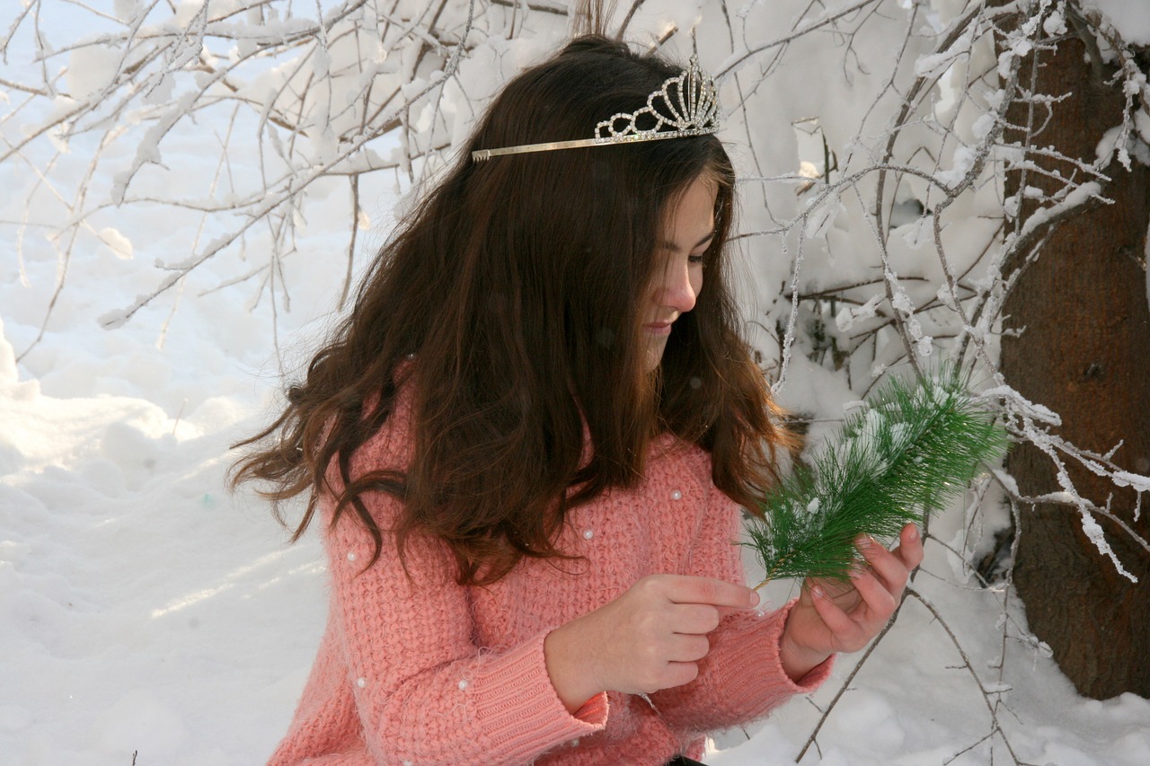 girl snow wreath free photo