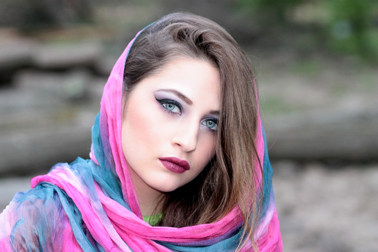 girl scarf covered free photo