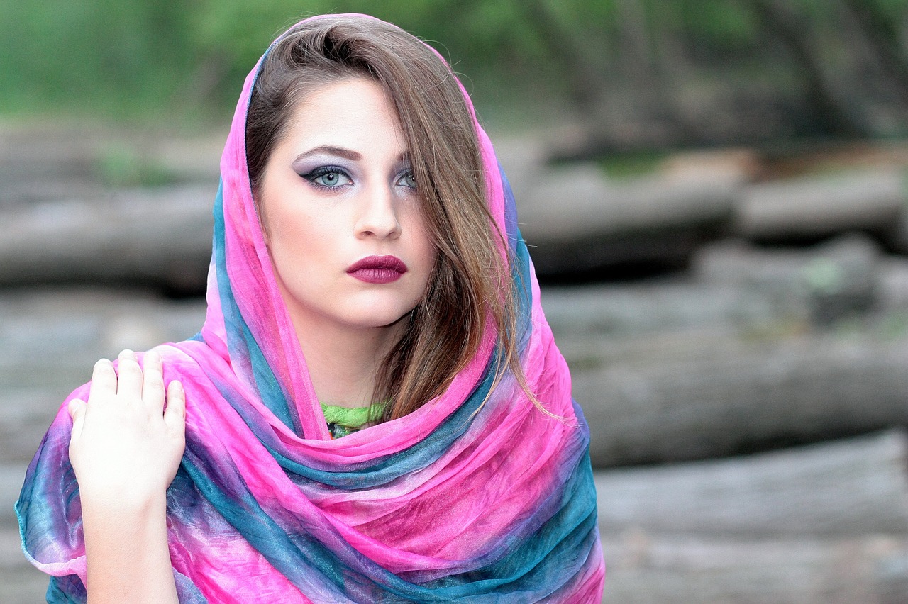 girl scarf cover free photo