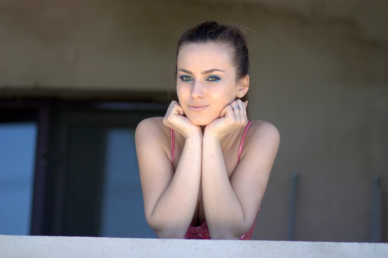 girl balcony portrait free photo