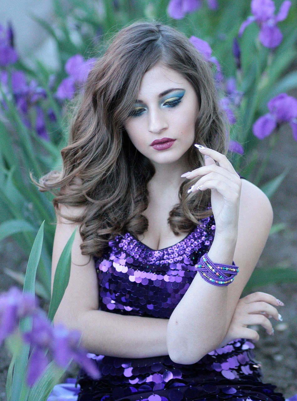 girl flowers violet free photo