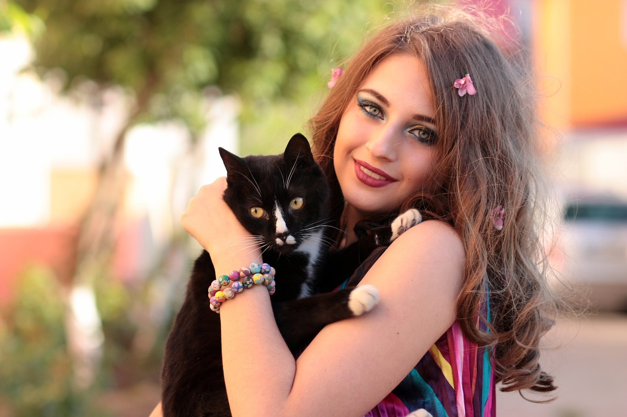 girl cat love free photo