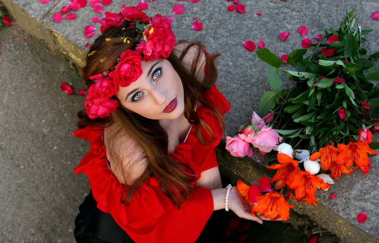 girl flowers wreath free photo