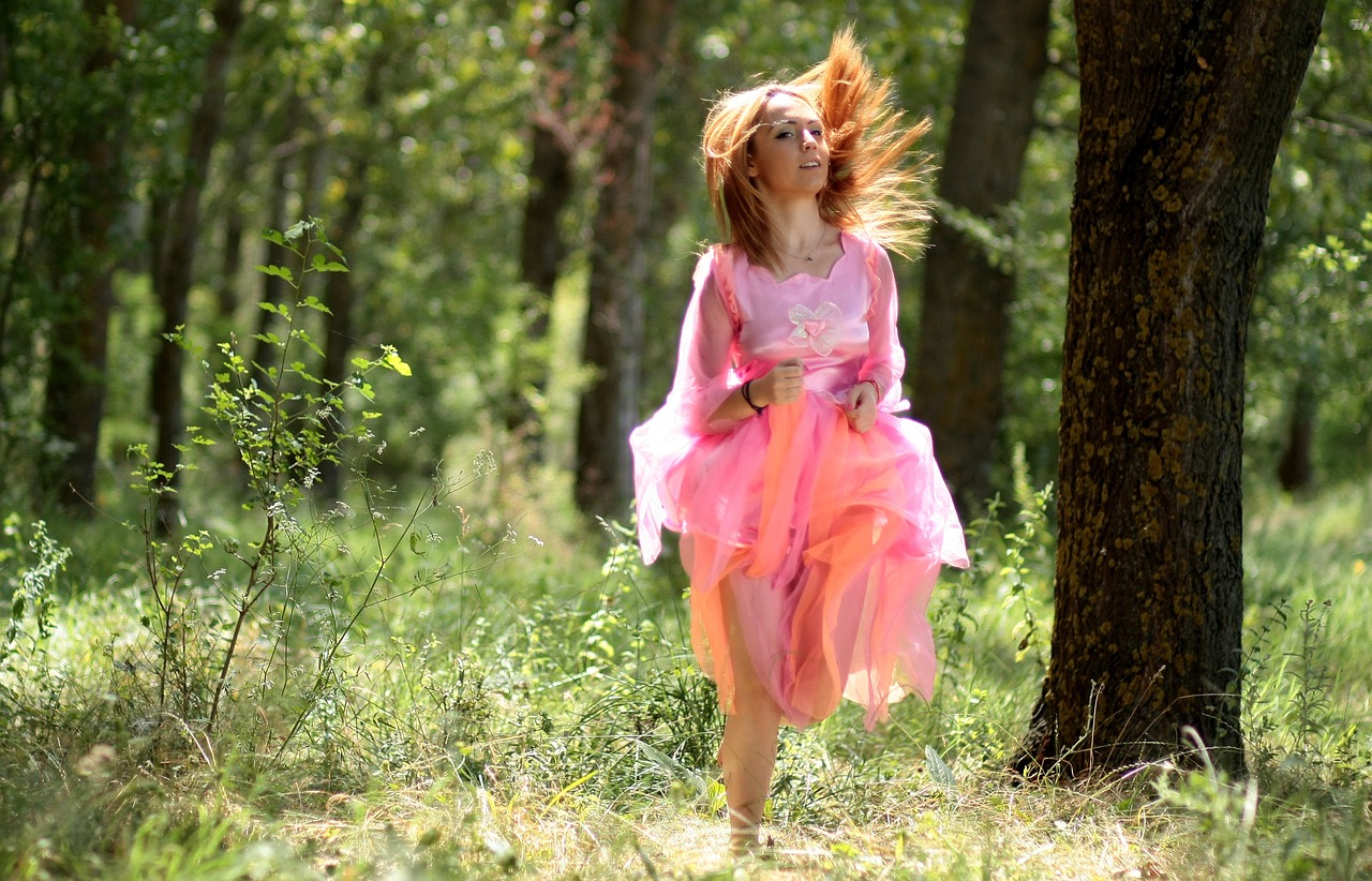 girl fairy run free photo