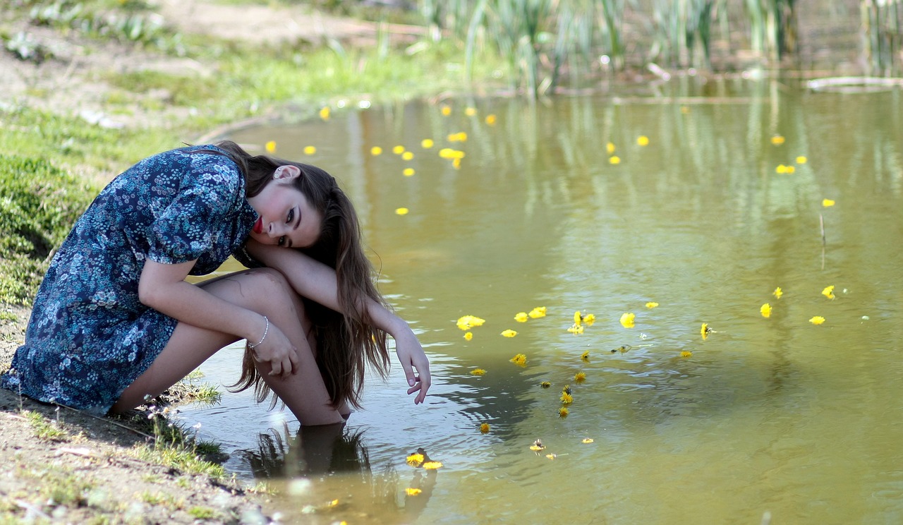 girl water flowers free photo