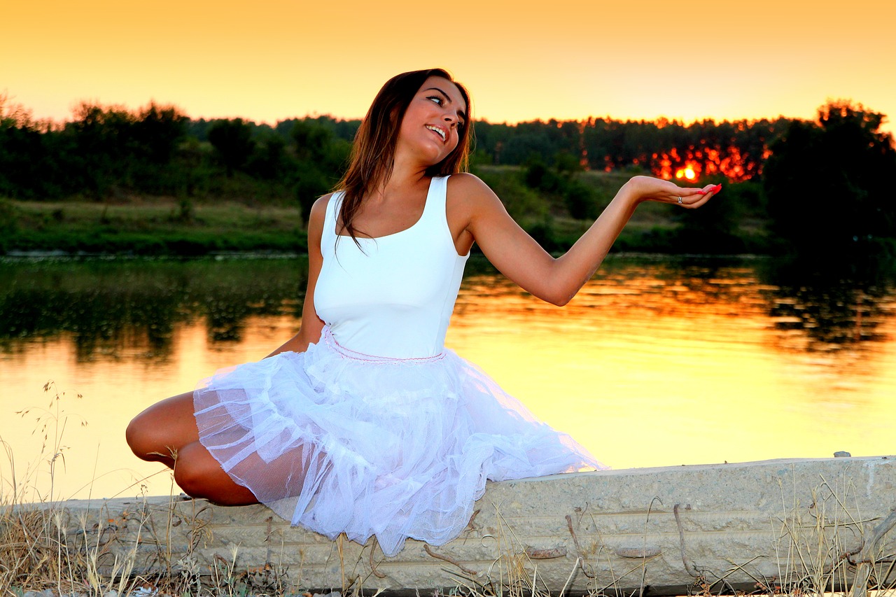 girl sunset lake free photo