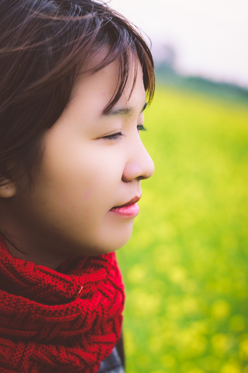 girl flower green free photo