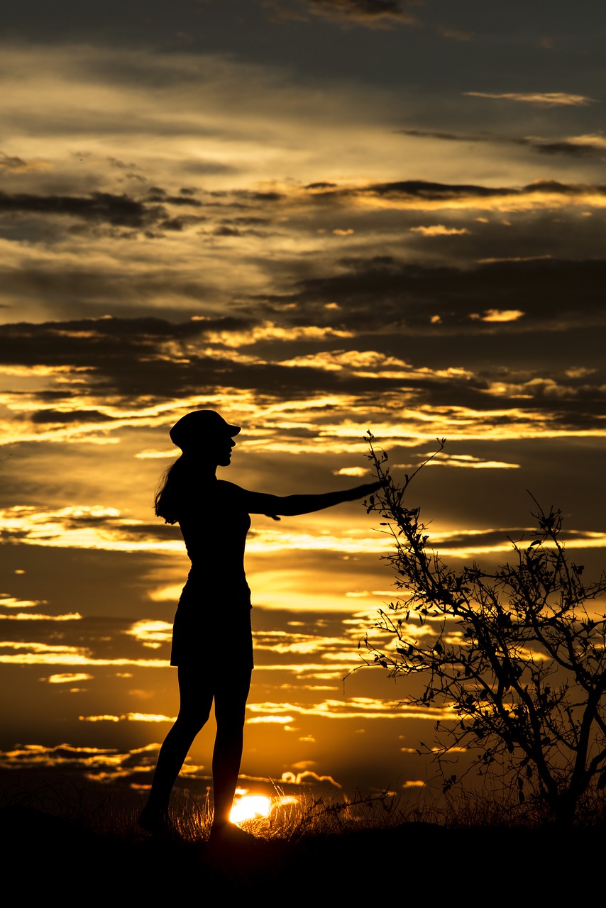 girl horizon sunset free photo