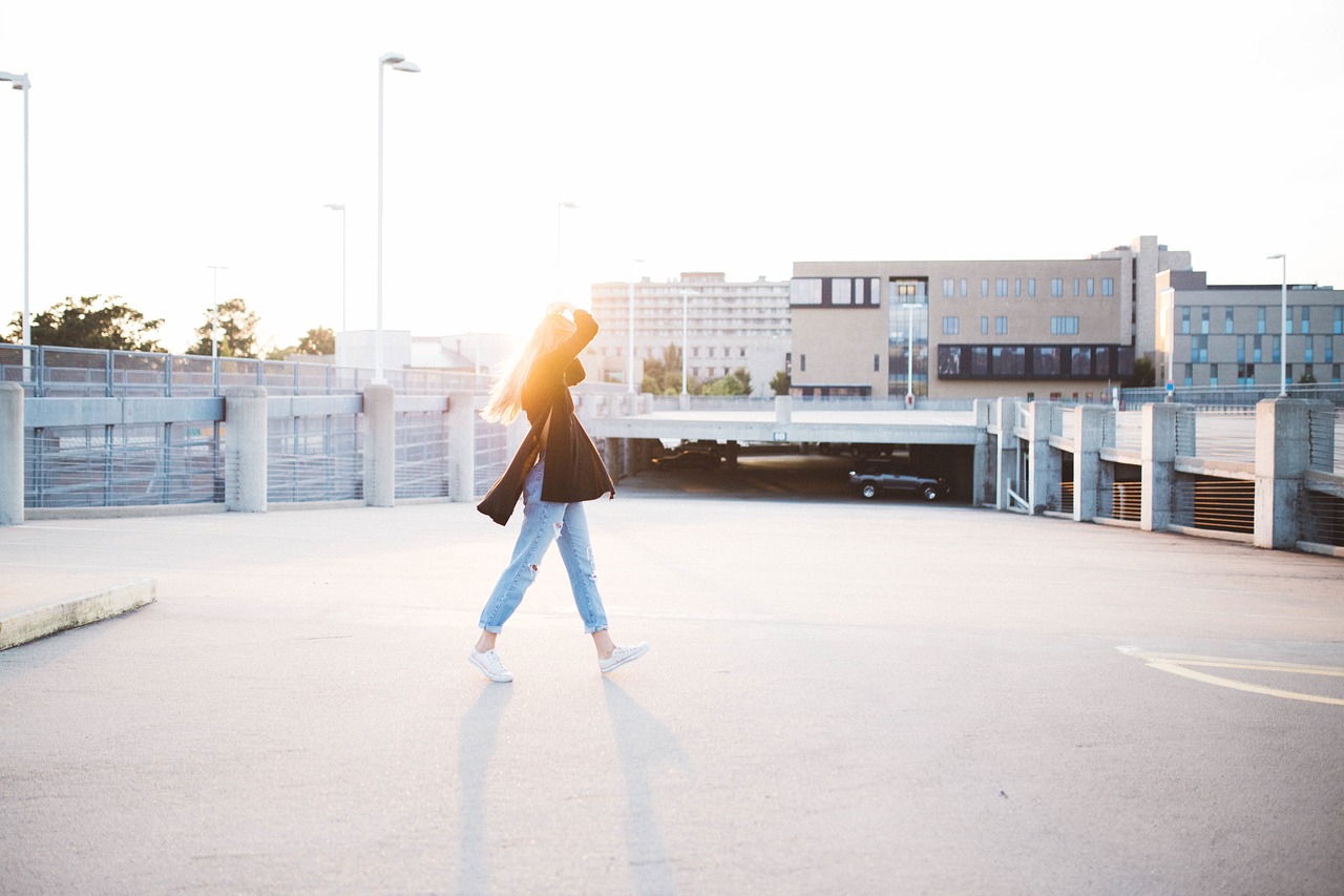 girl woman walking free photo