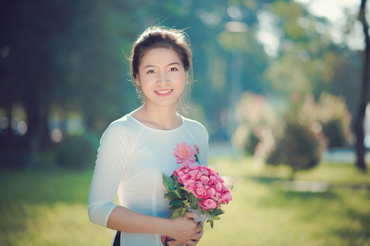 girl  vietnam  smile free photo