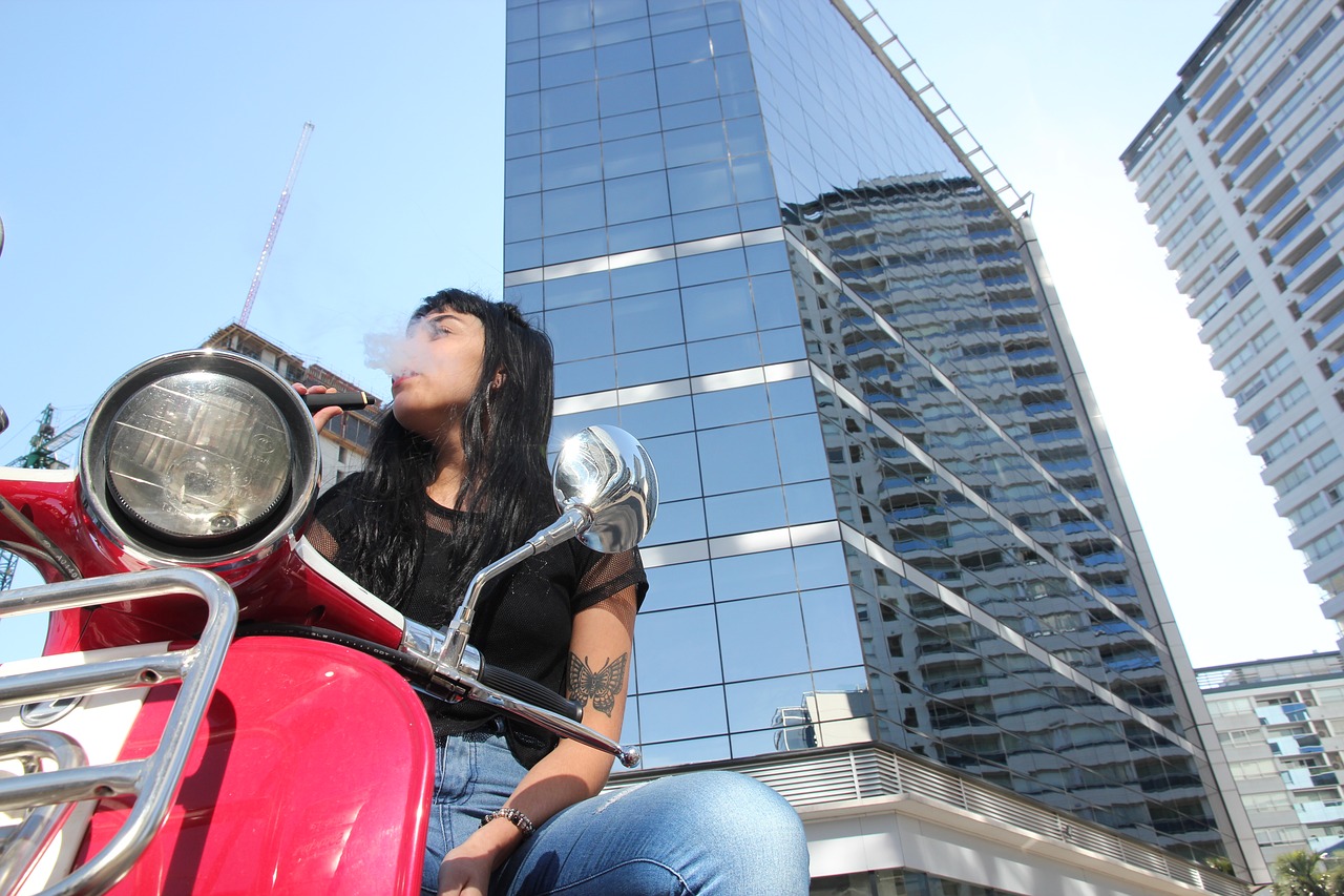 girl  moto  building free photo