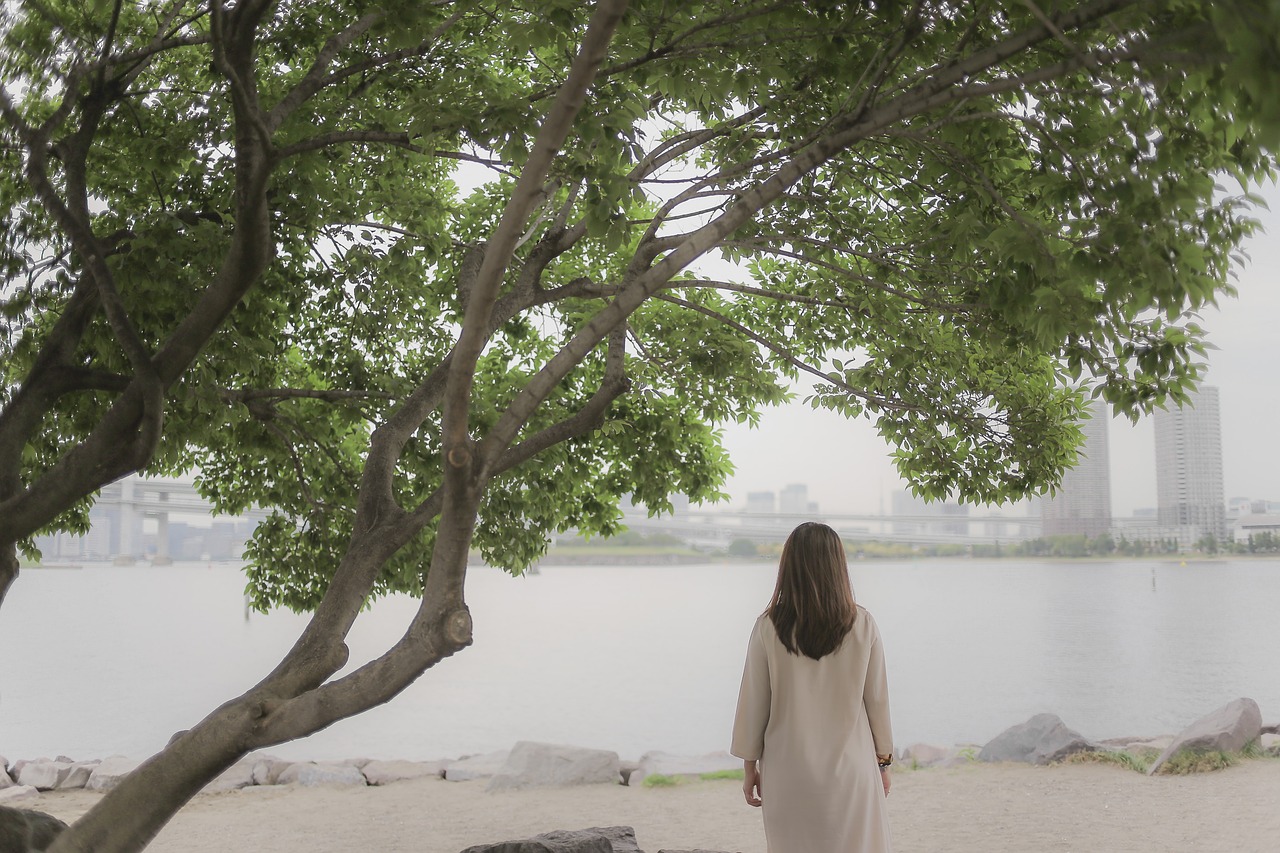 girl  lonely  japan free photo