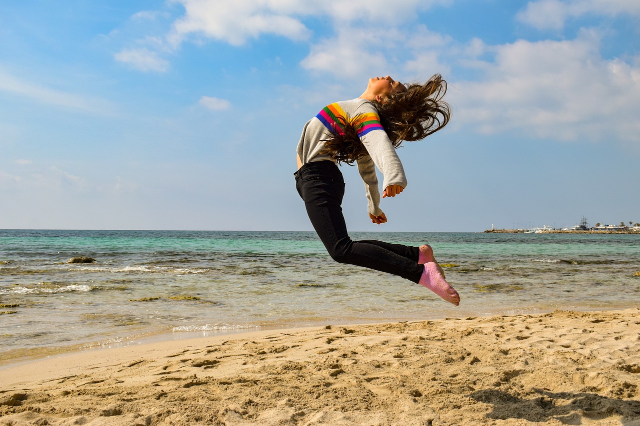 girl  teenager  jumping free photo